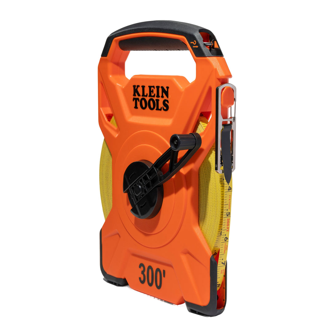 Klein Tools 94300RT 300-Foot Open Reel Tape Measure with Single Hook and Carabiner