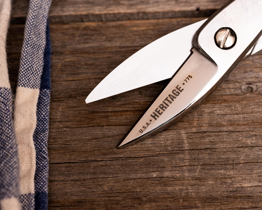Heritage Cutlery 775 7 3/4'' Broad Blade Shear